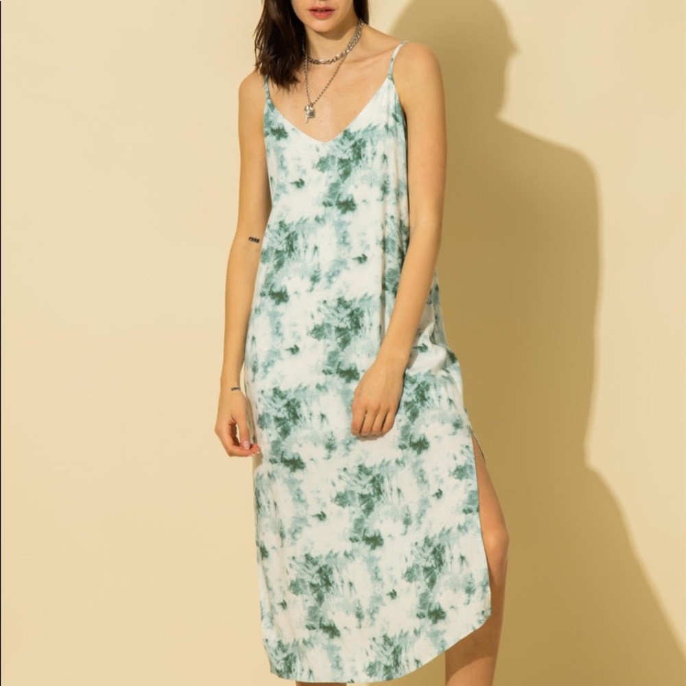 V-Neck Tie Dye Midi Dress